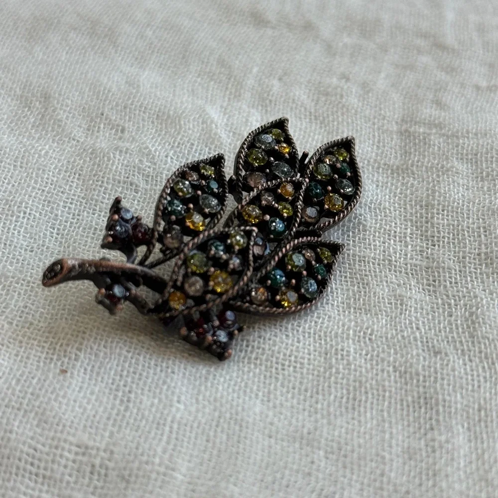 Leaf Branch Brooch Pin‎ Rhinestones Copper Tone Vintage Jewelry Accessory